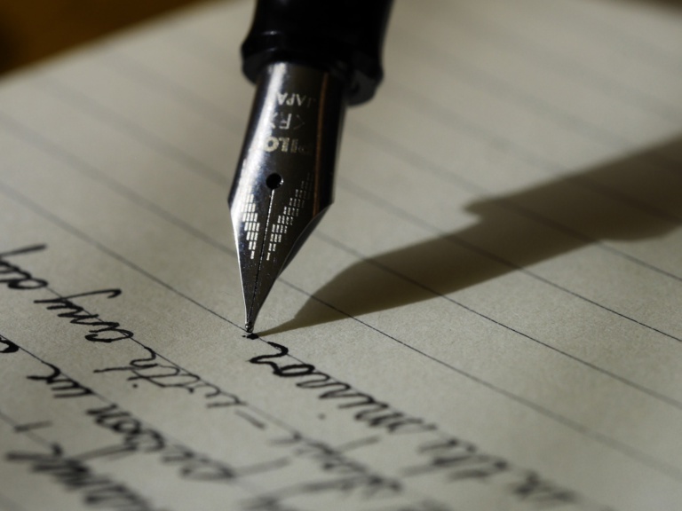 5 เหตุผลที่คุณควรใช้ “ปากกาหมึกซึม”